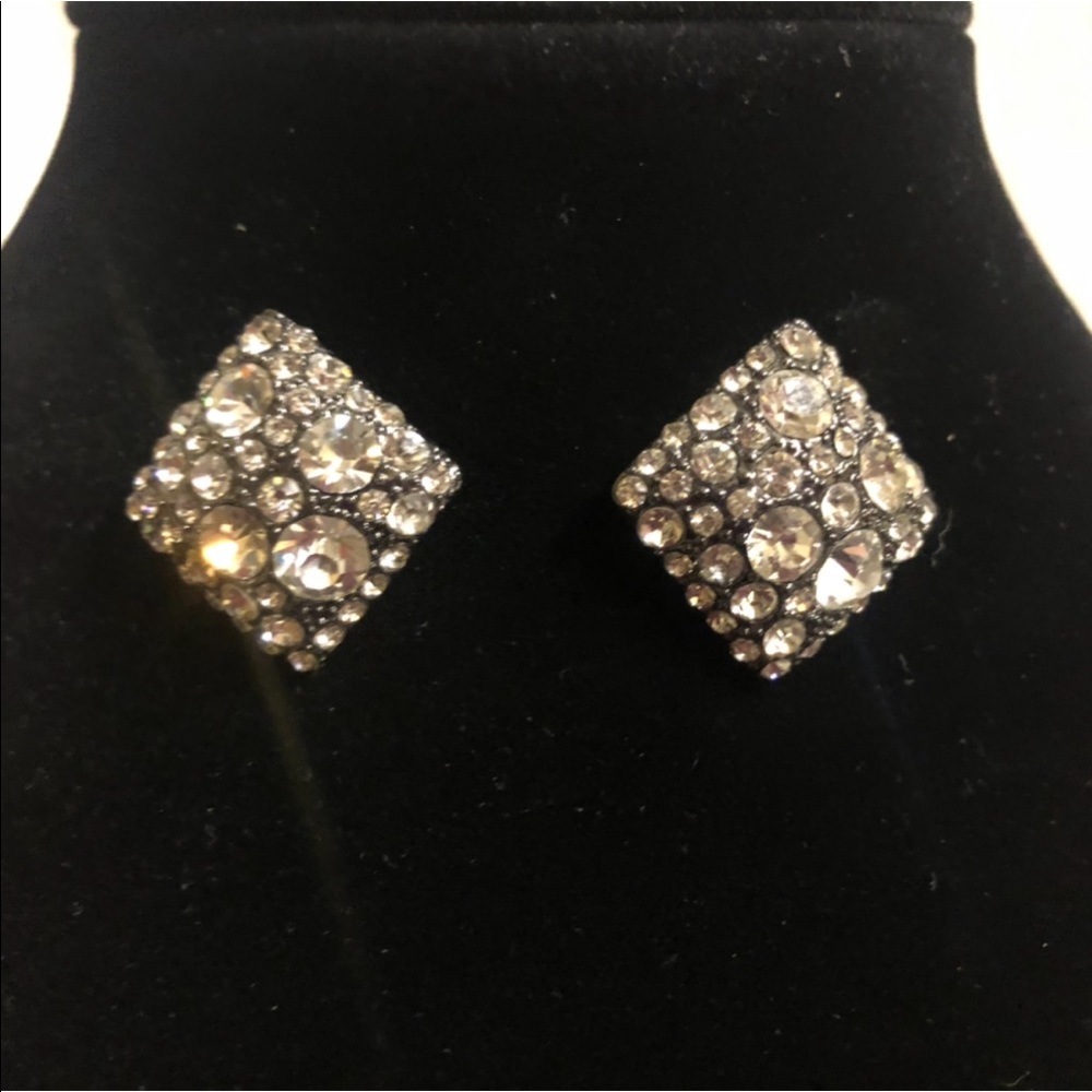 Sparkly earrings ✨